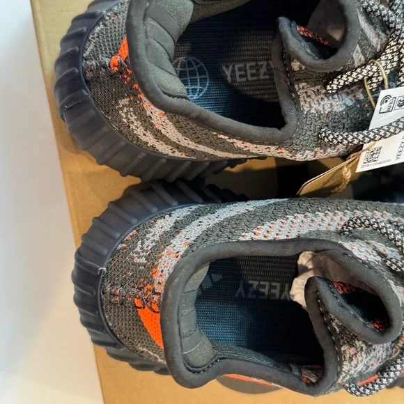 Yeezy Boost 350 V2 Carbel/Stegry/Solred Sneakers Authentic!!!